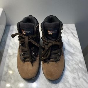 Everest extreme boots